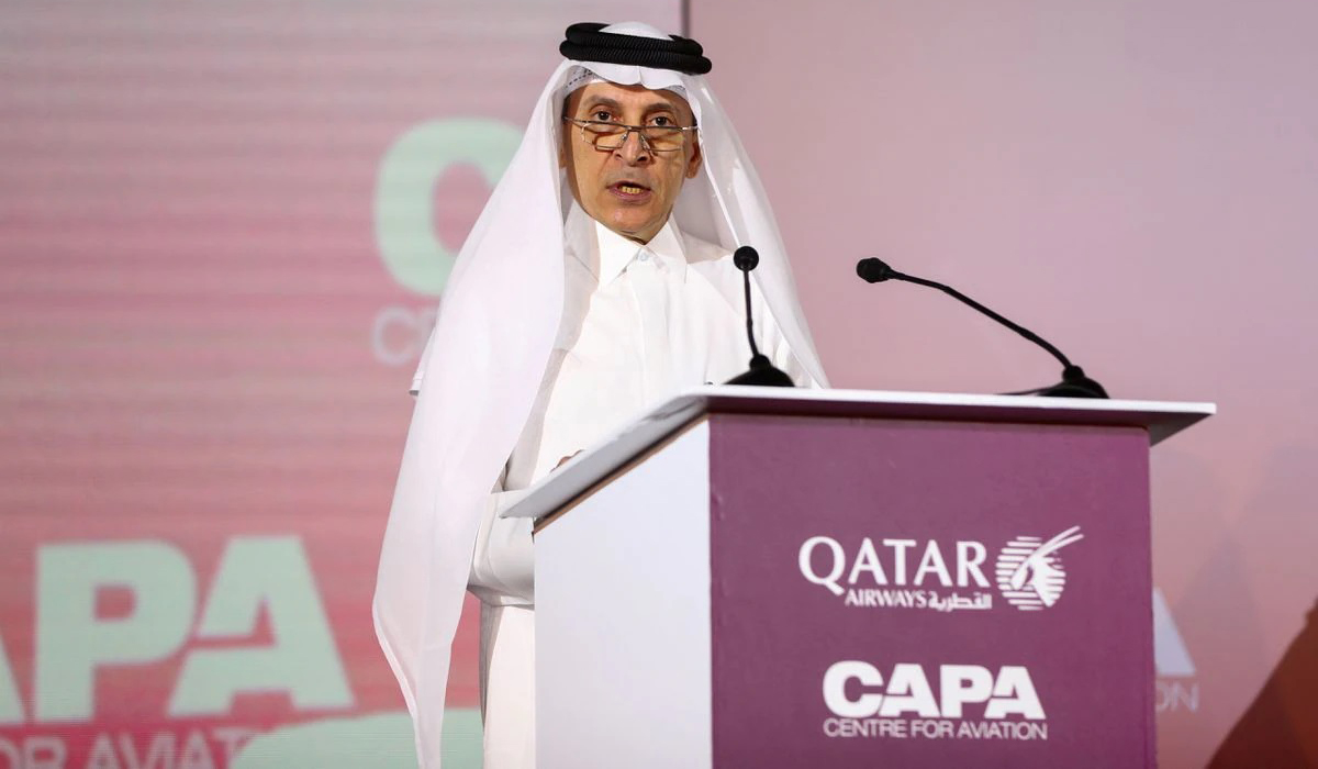 Qatar Airways CEO says Airbus should admit to A350 surface flaws